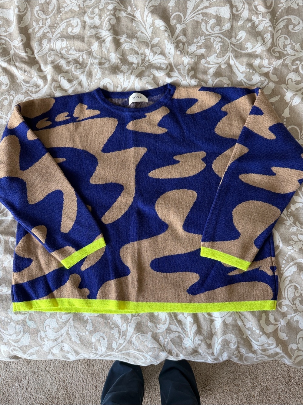 Vicolo Blue and Tan Abstract Pattern Sweater with Neon Trim